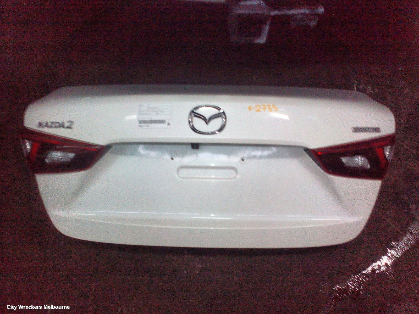 MAZDA 2 BOOTLID/TAILGATE, BOOTLID, DL, SEDAN, W/ CAMERA TYPE, 08/2015 ONWARDS