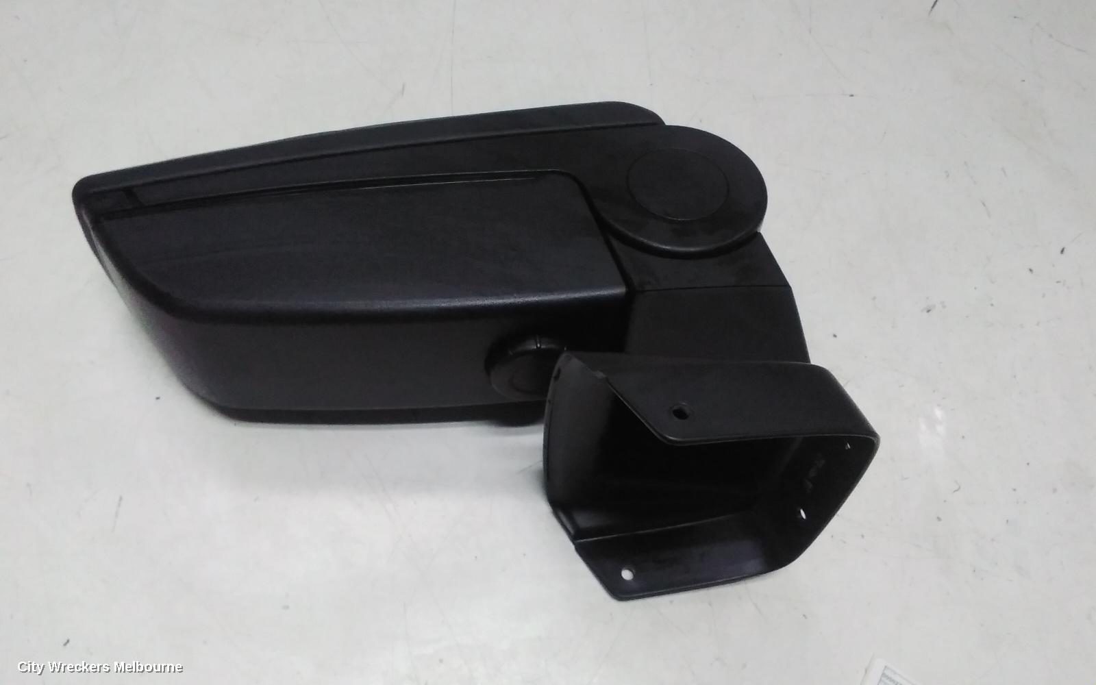 MAZDA 2 CONSOLE, DJ/DL, 09/2014 ONWARDS