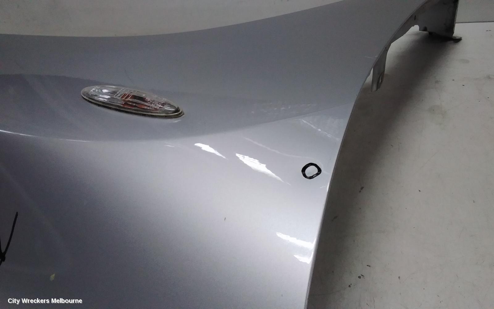 TOYOTA KLUGER RIGHT GUARD, GSU40-GSU45, 05/2007 - 07/2010