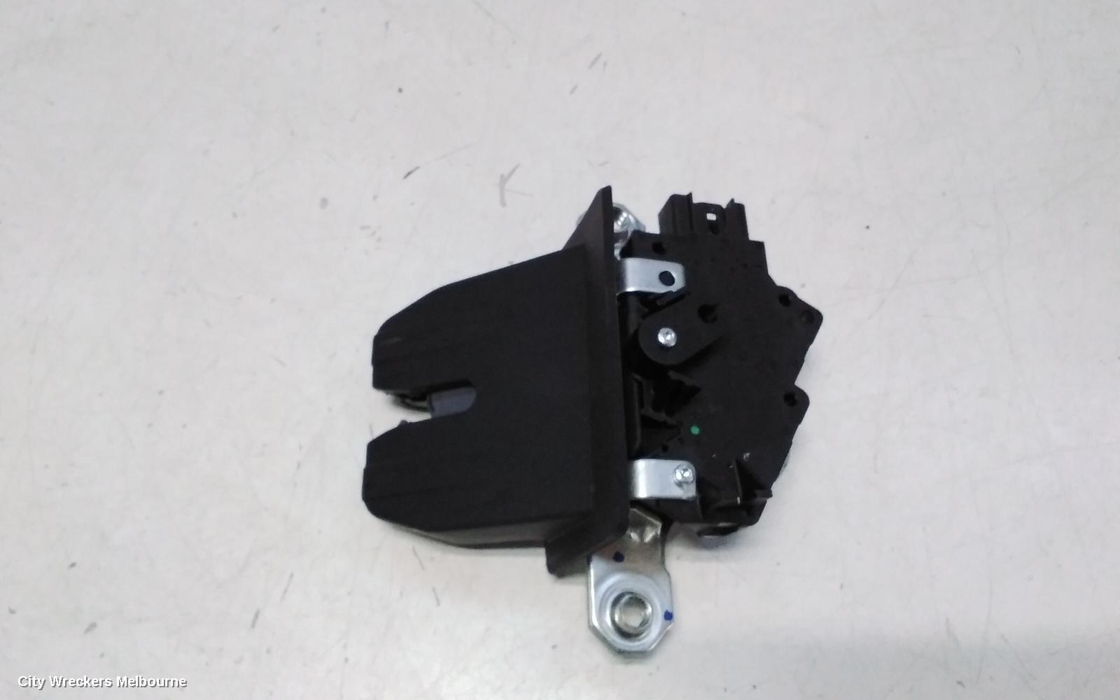 MG HS DOOR/BOOT/GATE LOCK, TAILGATE LOCK, SAS23, 09/2019 ONWARDS