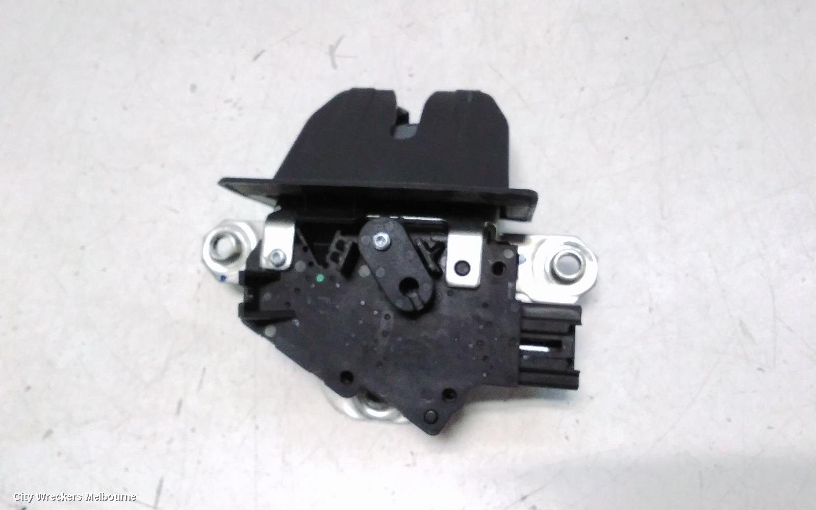 MG HS DOOR/BOOT/GATE LOCK, TAILGATE LOCK, SAS23, 09/2019 ONWARDS