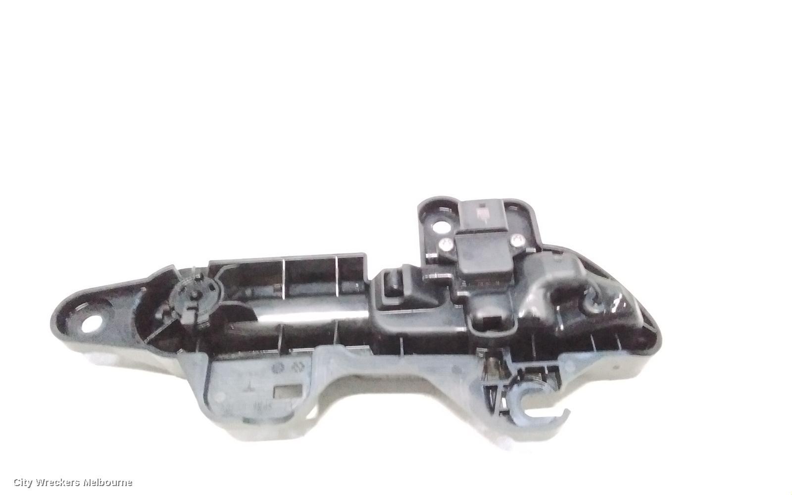 TESLA MODEL 3 DOOR HANDLE, OUTER, LH FRONT/LH REAR, GLOSS BLACK, 1ST GEN, 06/2019 - 08/2023