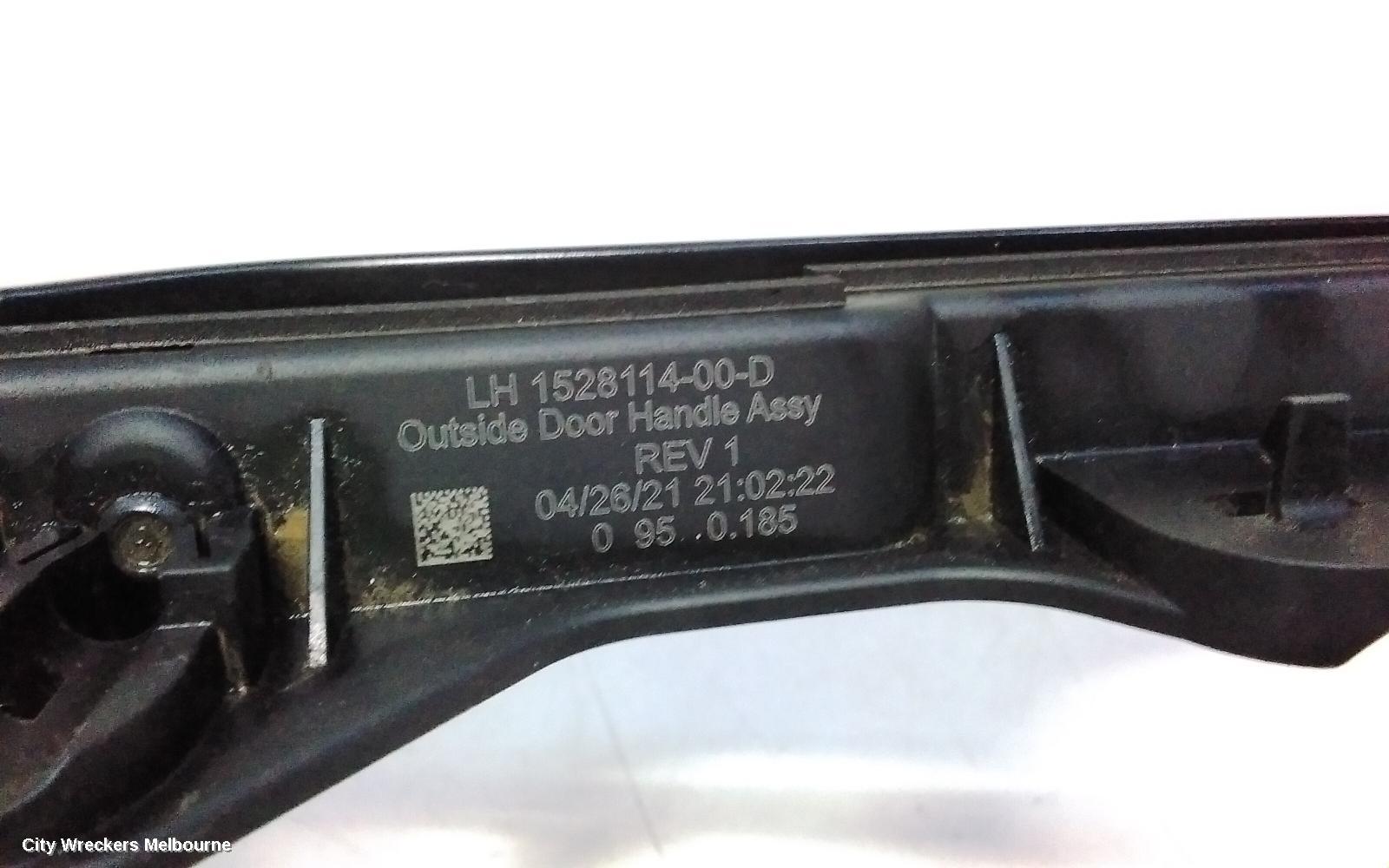 TESLA MODEL 3 DOOR HANDLE, OUTER, LH FRONT/LH REAR, GLOSS BLACK, 1ST GEN, 06/2019 - 08/2023