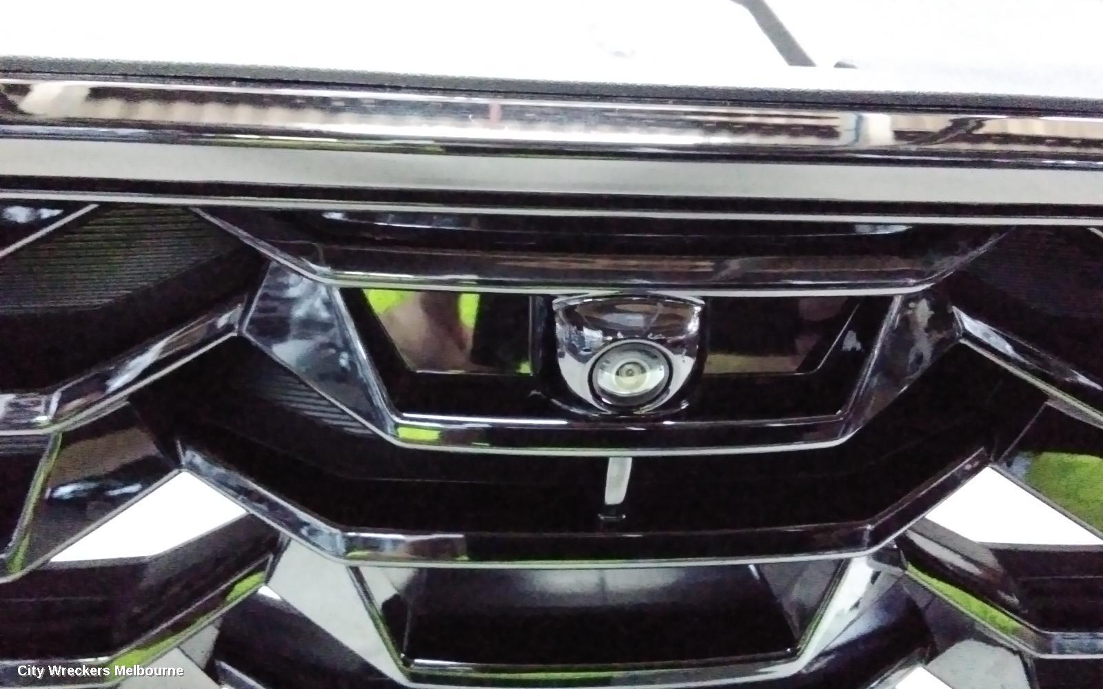 KIA SORENTO FRONT BUMPER, BUMPER BAR, W/ 4 PARK SENSOR TYPE, MQ4, 10/2023 ONWARDS