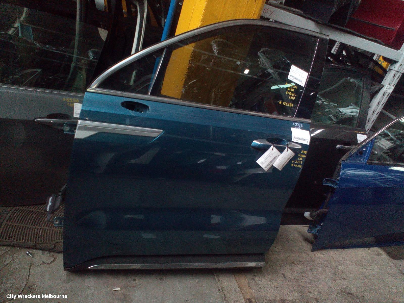 KIA SORENTO LEFT FRONT DOOR, MQ4, 10/2023 ONWARDS