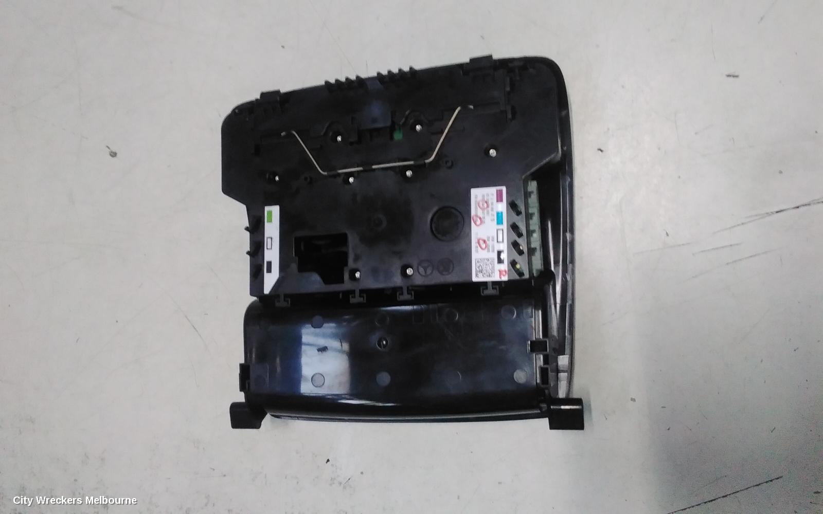 MERCEDES GLE CLASS COURTESY LIGHT, C292/W166 06/2015 - 04/2019