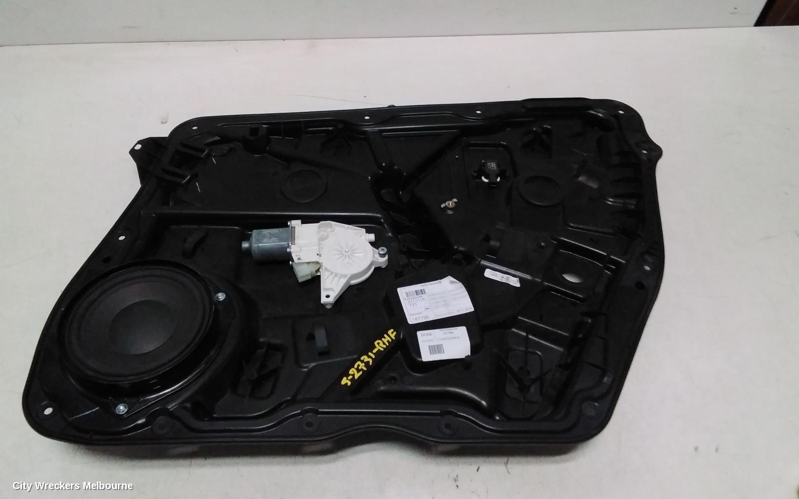MERCEDES GLE CLASS RIGHT FRONT WINDOW REG/MOTOR, C292, DOOR REG ASSY (REG AND MOTOR), 06/2015 - 04/2019