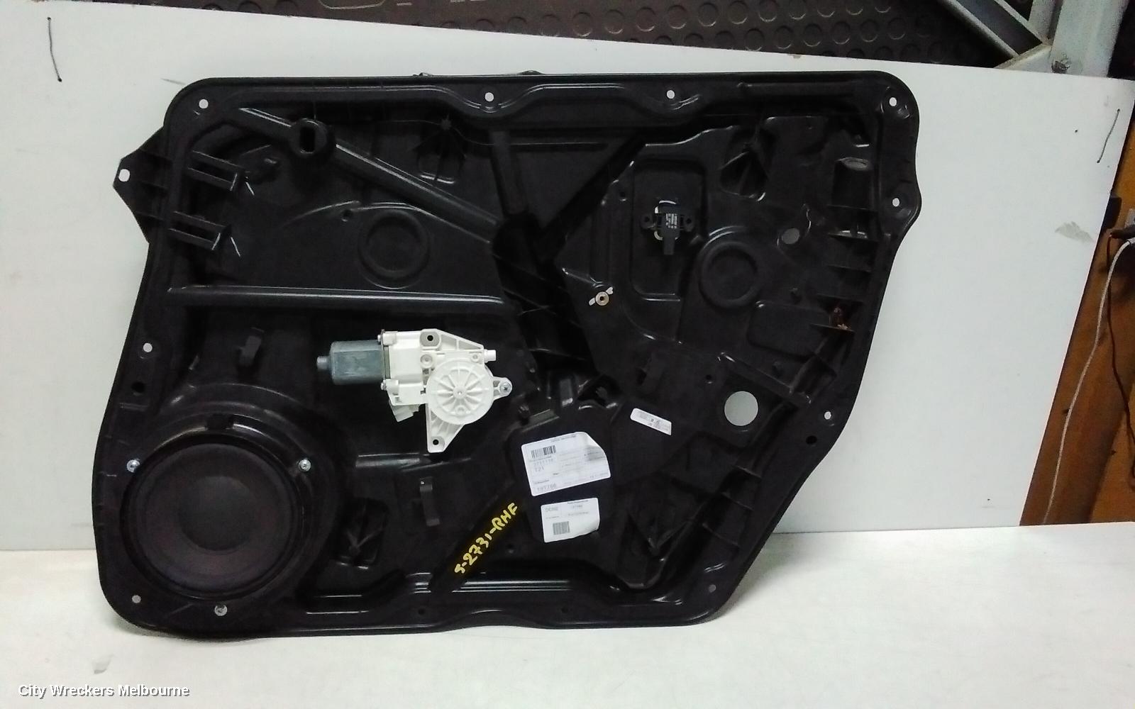 MERCEDES GLE CLASS RIGHT FRONT WINDOW REG/MOTOR, C292, DOOR REG ASSY (REG AND MOTOR), 06/2015 - 04/2019