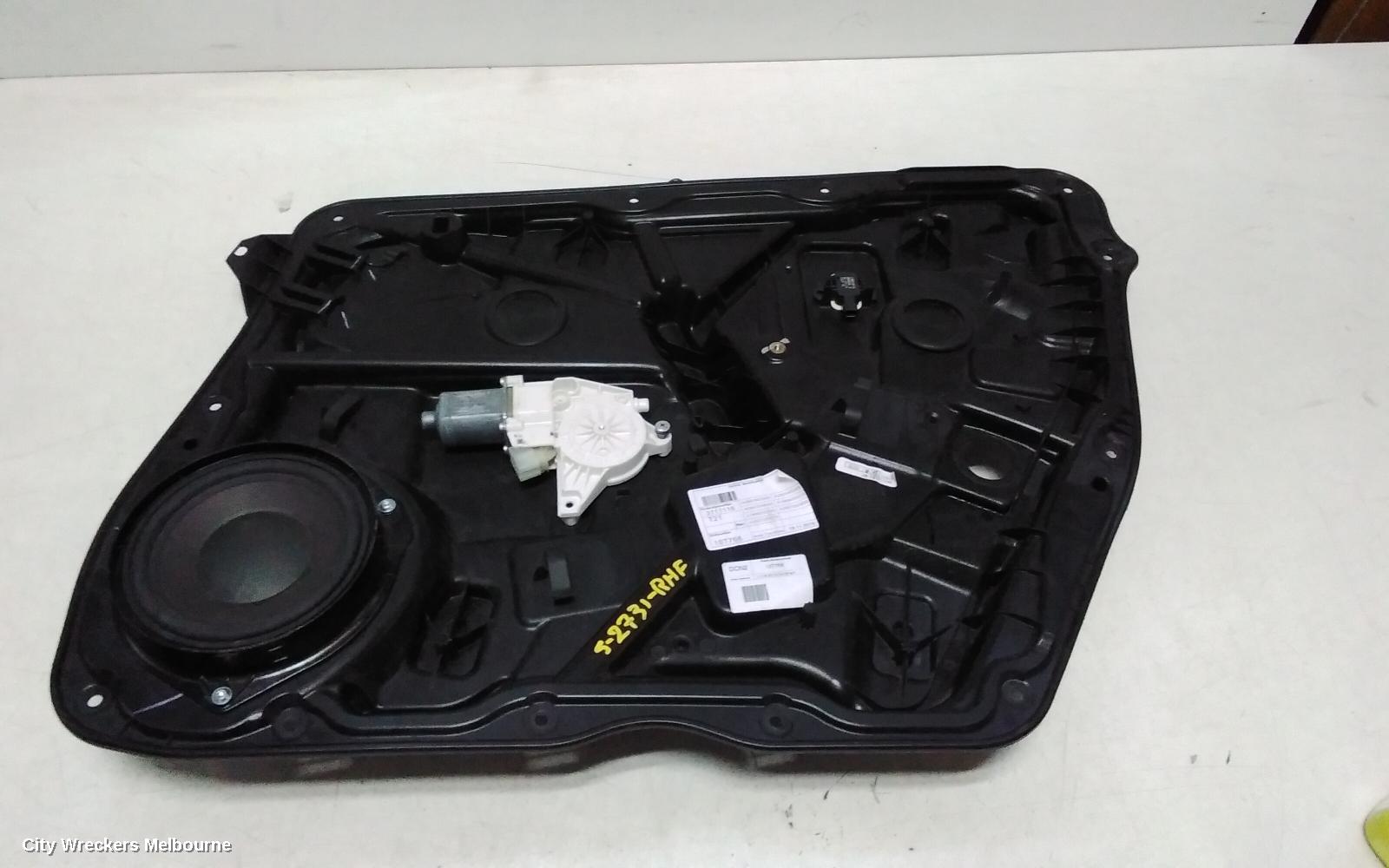 MERCEDES GLE CLASS RIGHT FRONT WINDOW REG/MOTOR, C292, DOOR REG ASSY (REG AND MOTOR), 06/2015 - 04/2019