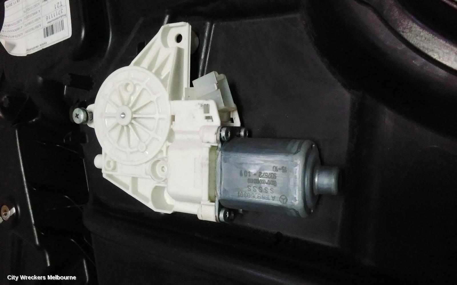 MERCEDES GLE CLASS RIGHT FRONT WINDOW REG/MOTOR, C292, DOOR REG ASSY (REG AND MOTOR), 06/2015 - 04/2019