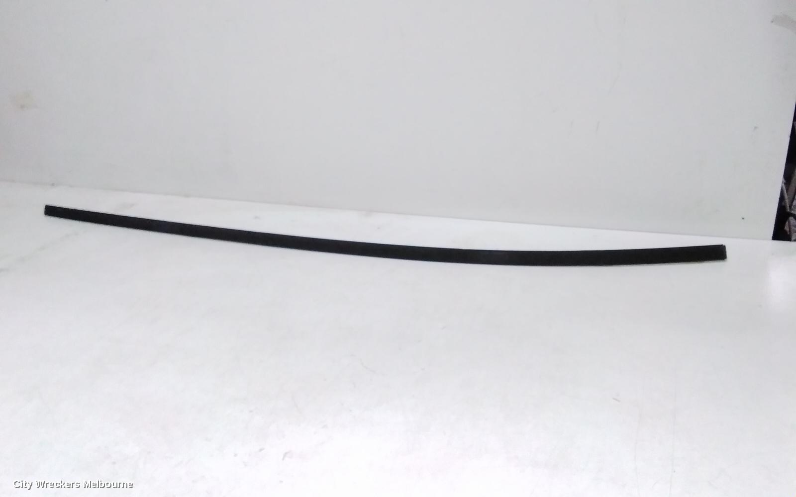 HYUNDAI I30 ROOF RAIL