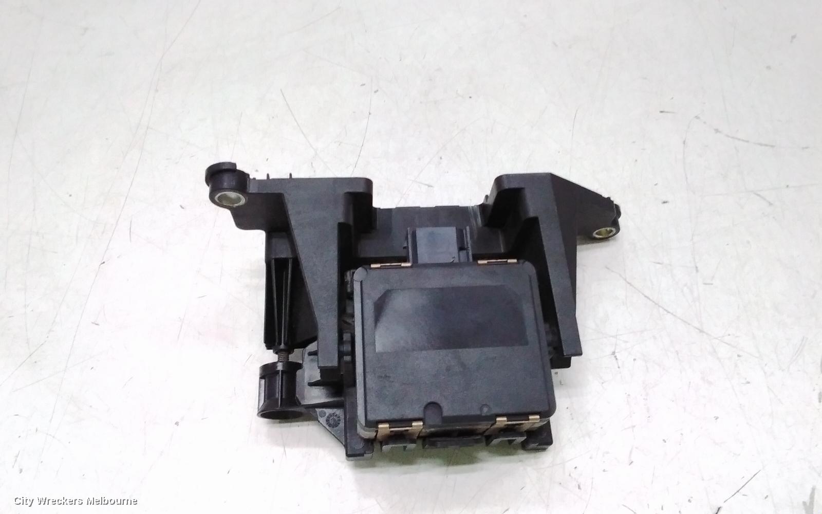 RENAULT KALEOS, XZG, 05/2016 ONWARDS, FRONT RADAR MODULE WITH BRAKETS P/N BOSCH 0 203 300424: 122574
