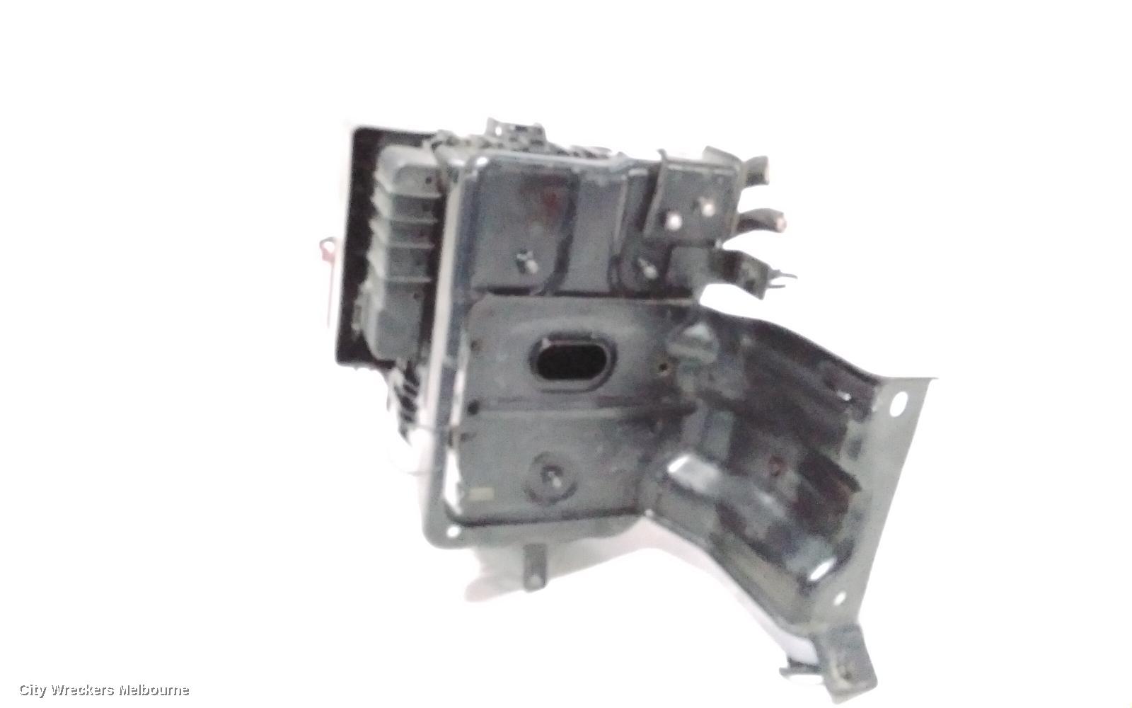 LDV DELIVER 9 FUSE BOX, FUSE BOX, ENGINE BAY, 07/2020 ONWARDS