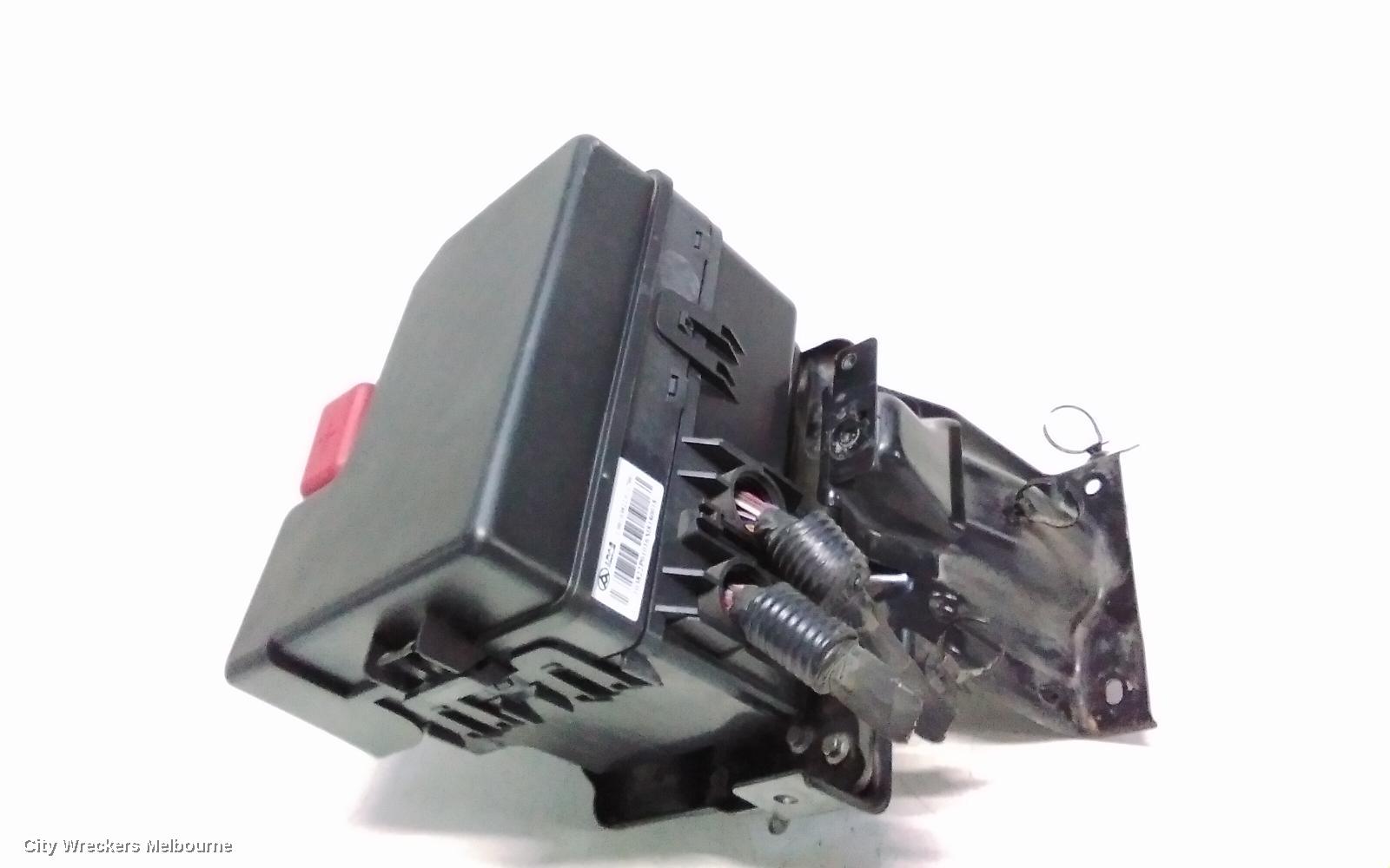 LDV DELIVER 9 FUSE BOX, FUSE BOX, ENGINE BAY, 07/2020 ONWARDS