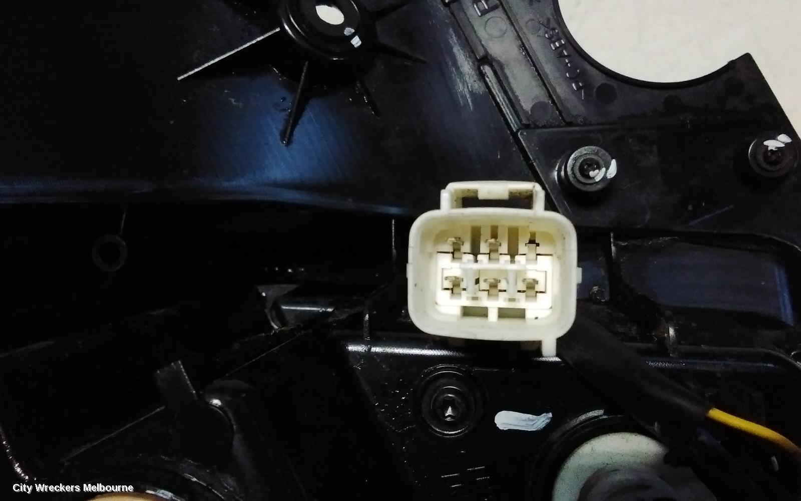 MG MG3 RIGHT TAILLIGHT, SZP1, IN BODY, CLEAR ON BOTTOM, 06/2018 ONWARDS