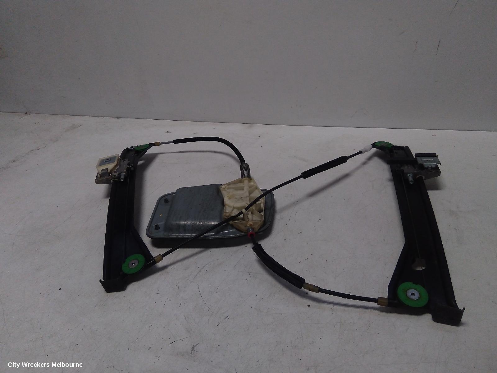 VOLKSWAGEN SCIROCCO RIGHT FRONT WINDOW REG/MOTOR, 1S, 12/2008 - 12/2017