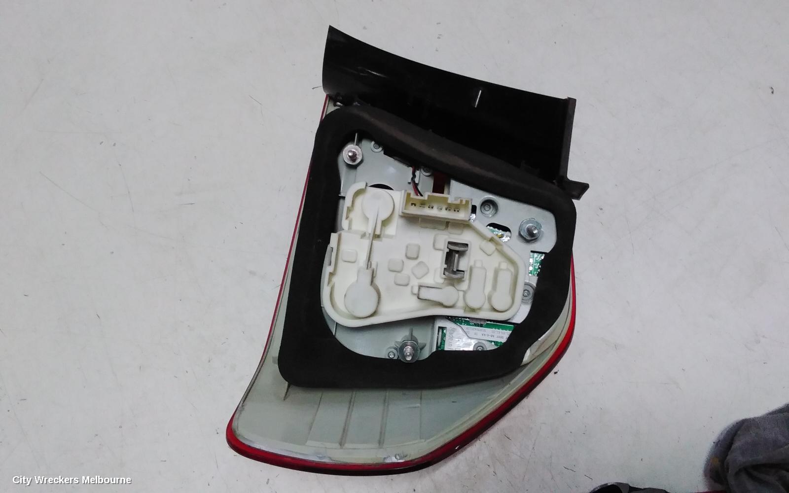BMW 3 SERIES LEFT TAILLIGHT, E90, SEDAN, LED TYPE, 11/2008 - 01/2012