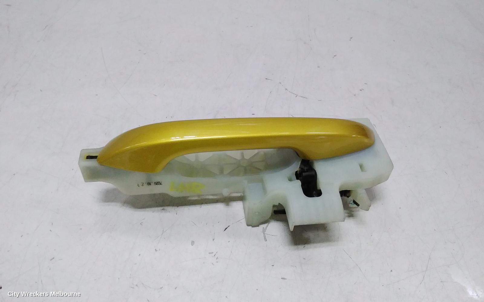 KIA SELTOS DOOR HANDLE, LH FRONT, OUTER, COLOUR CODED TYPE, SP2, 07/2019 ONWARDS