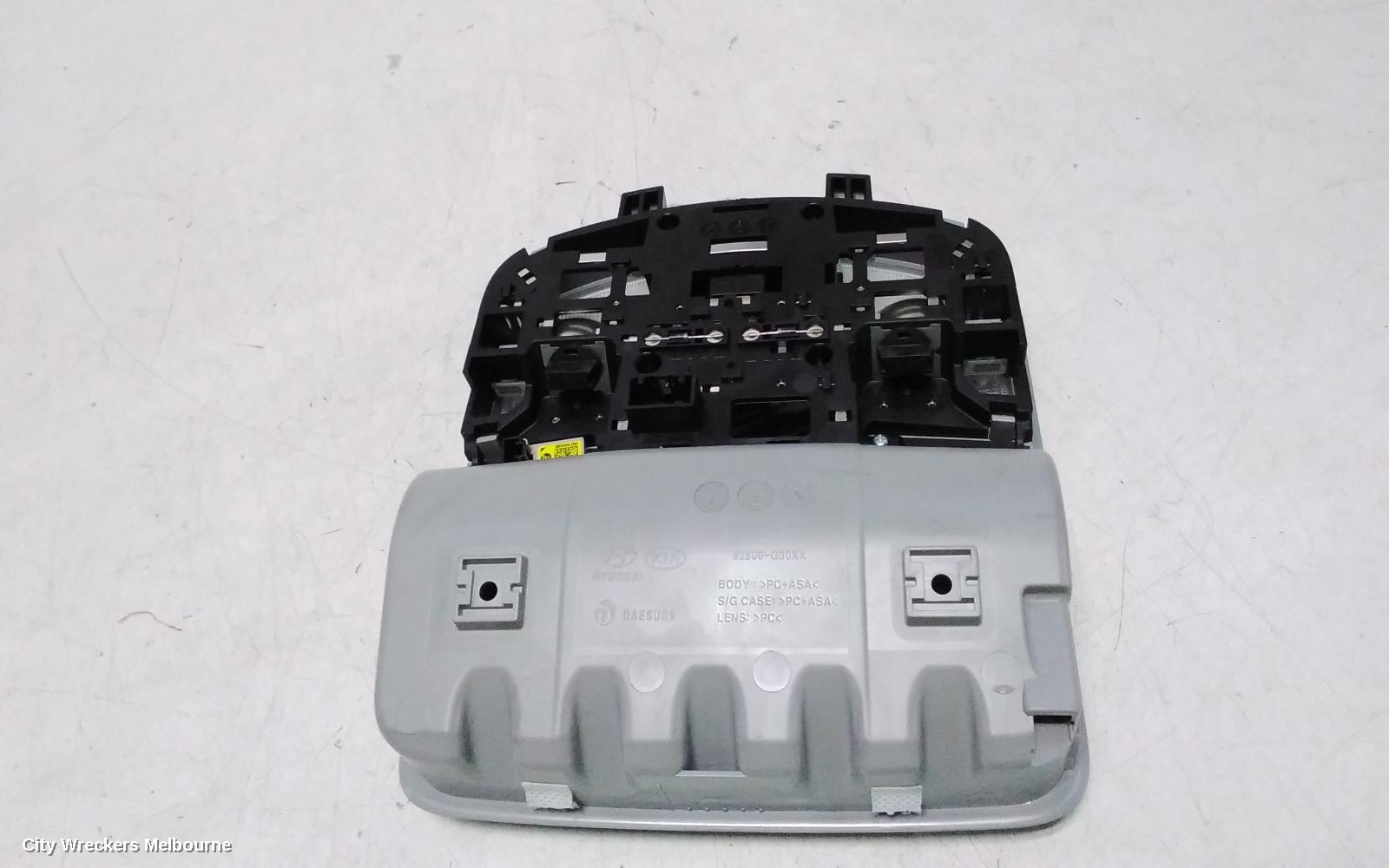 HYUNDAI I30 COURTESY LIGHT, FRONT, GREY, W/ SUNGLASS HOLDER TYPE, PD, 03/2017 ONWARDS