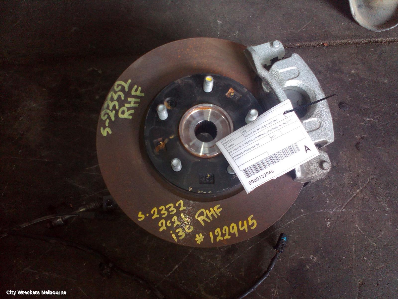 HYUNDAI I30 RIGHT FRONT HUB ASSEMBLY, PD, HATCH (S.KOREA VIN KMHH), STANDARD/N LINE TYPE, 03/2021 - 10/2023
