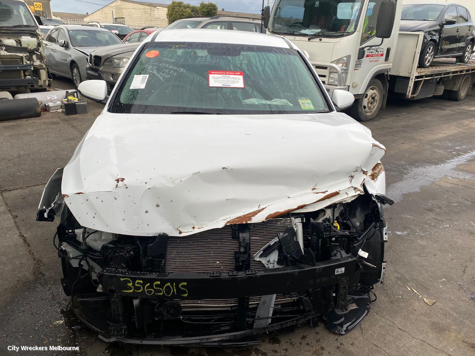 HYUNDAI I30 LEFT INDICATOR/FOG/SIDE, DAYTIME RUNNING LAMP, PD, HATCH (S. KOREA VIN KMMH, GO/ACTIVE/ELITE/SR, SINGLE LED TYPE (3 PIN PLUG), 03/2017 - 08/2020