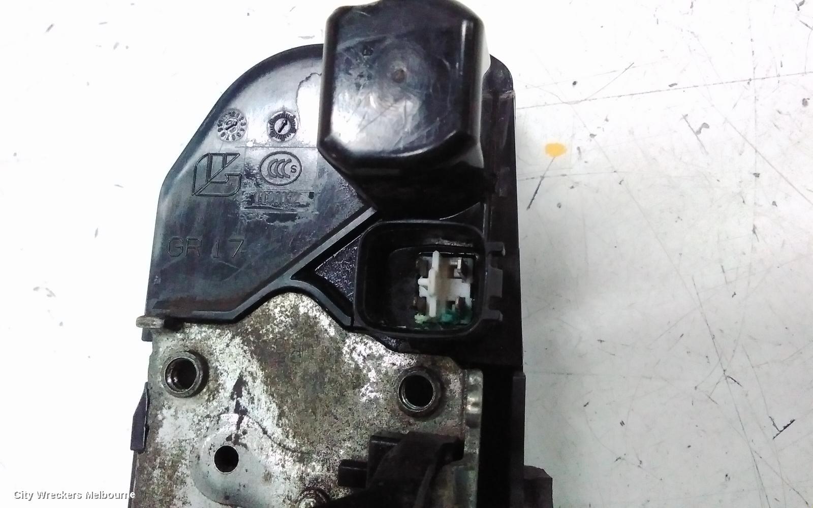 CHRYSLER 300C DOOR/BOOT/GATE LOCK, RIGHT FRONT DOOR LOCK, LX, 4 PIN TYPE, 12/2011 - 12/2021