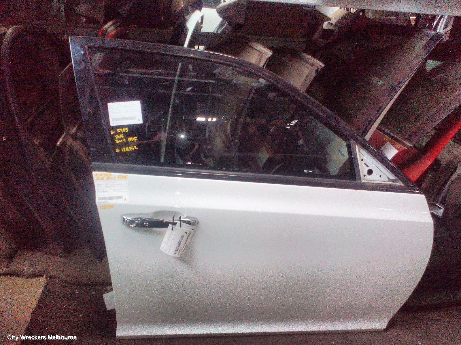 CHRYSLER 300C DOOR/BOOT/GATE LOCK, RIGHT FRONT DOOR LOCK, LX, 4 PIN TYPE, 12/2011 - 12/2021