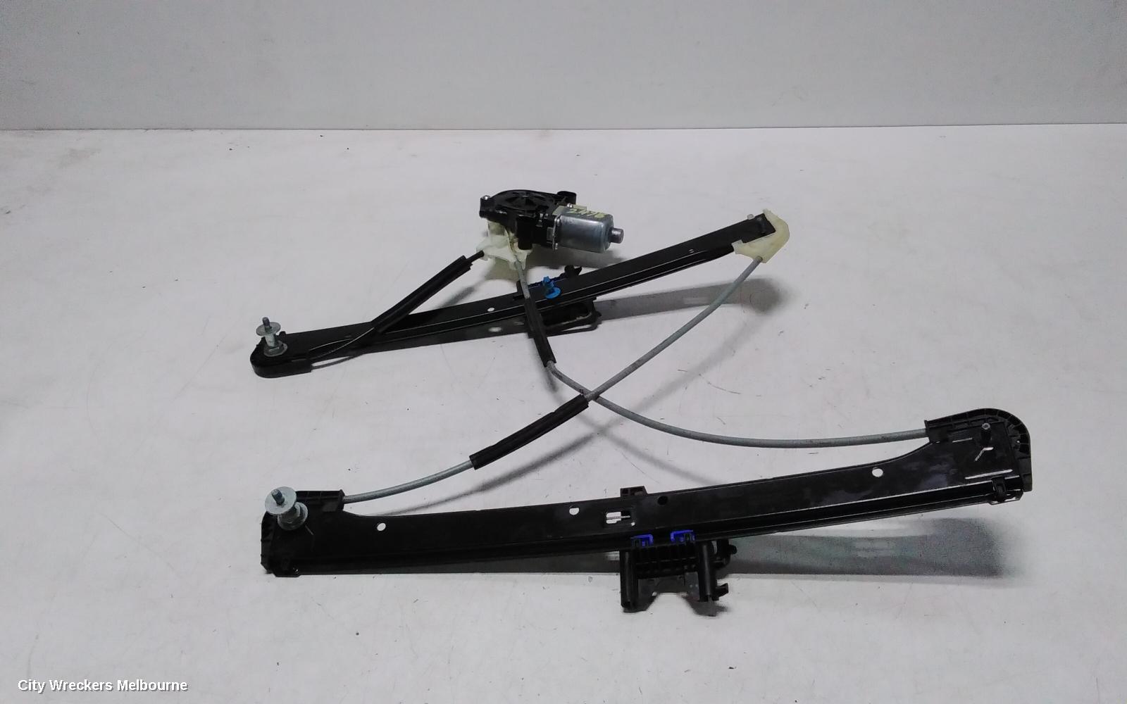AUDI A3 RIGHT FRONT WINDOW REG/MOTOR, 8V, 4DR SEDAN, 10/2013 - 10/2020
