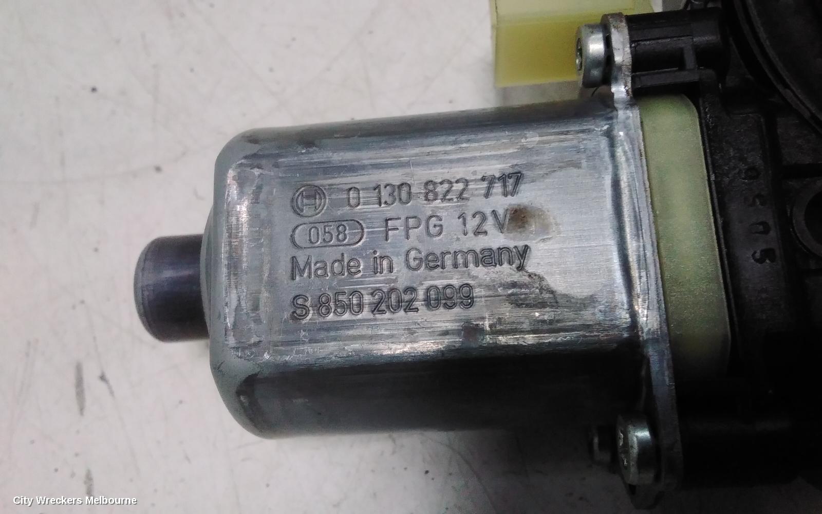 AUDI A3 RIGHT FRONT WINDOW REG/MOTOR, 8V, 4DR SEDAN, 10/2013 - 10/2020