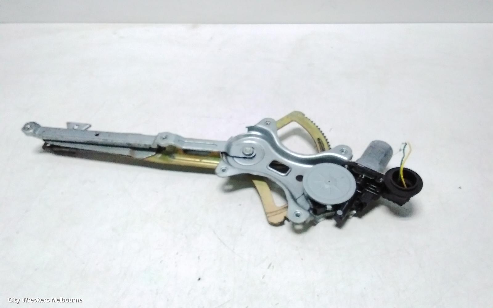 TOYOTA HIACE LEFT FRONT WINDOW REG/MOTOR, DOOR REG AND MOTOR ASSY, TRH/KDH, 03/2005 - 04/2019