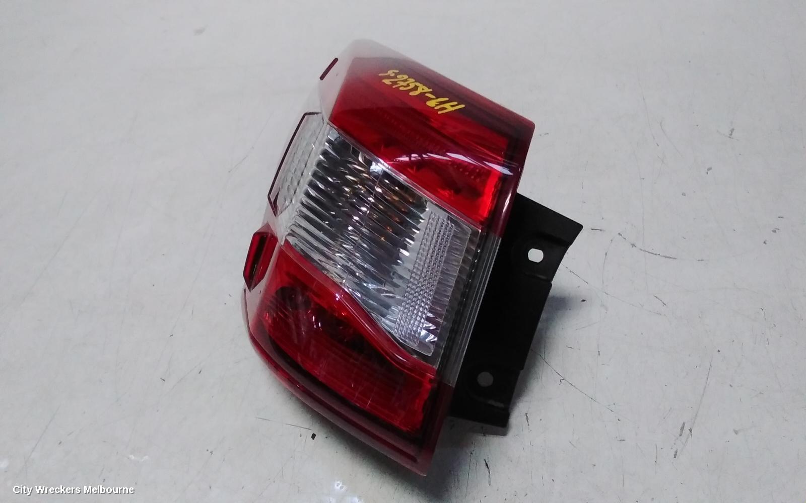 NISSAN QASHQAI LEFT TAILLIGHT, J11, 12/2013 - 06/2017