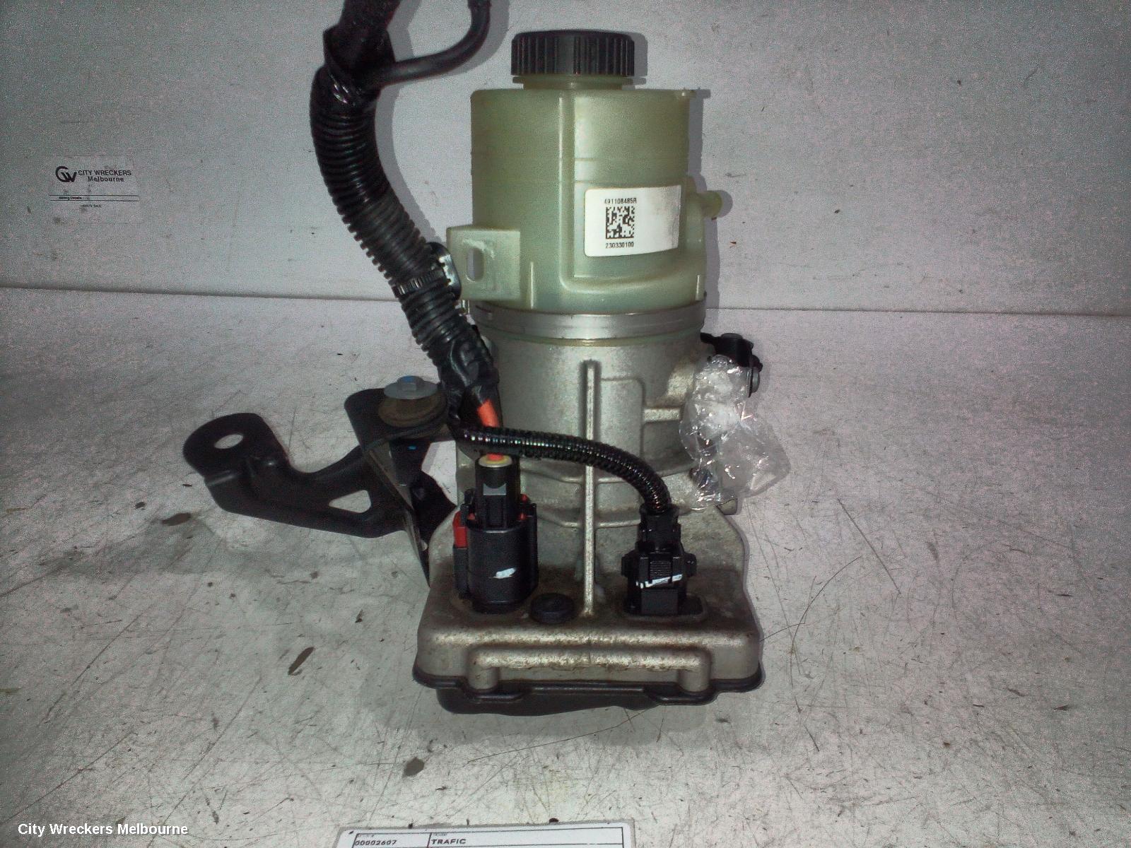 RENAULT TRAFIC STEERING PUMP, DIESEL, 2.0, X82, 01/2015 ONWARDS