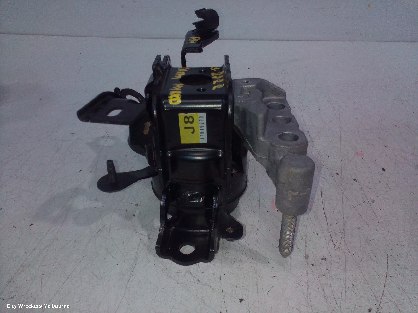 TOYOTA CAMRY MOUNT, XV70, 09/2017 - 05/2024