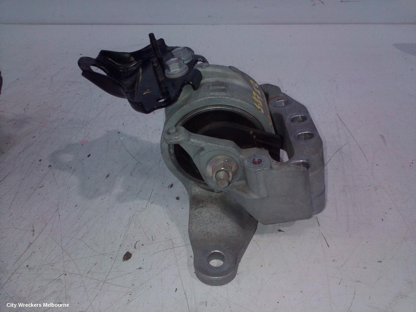 TOYOTA CAMRY MOUNT, XV70, 09/2017 - 05/2024