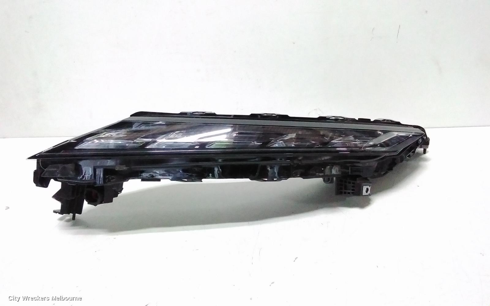 MITSUBISHI OUTLANDER LEFT INDICATOR/FOG/SIDE, ZM, DAYTIME RUNNING LAMP, 08/2021 ONWARDS
