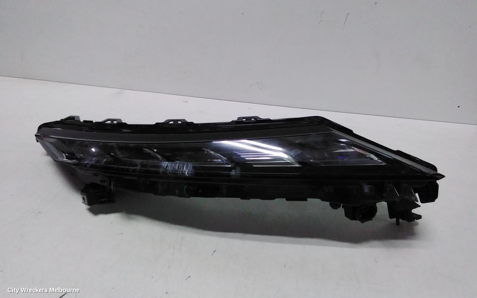 MITSUBISHI OUTLANDER RIGHT INDICATOR/FOG/SIDE, ZM, DAYTIME RUNNING LAMP, 08/2021 ONWARDS