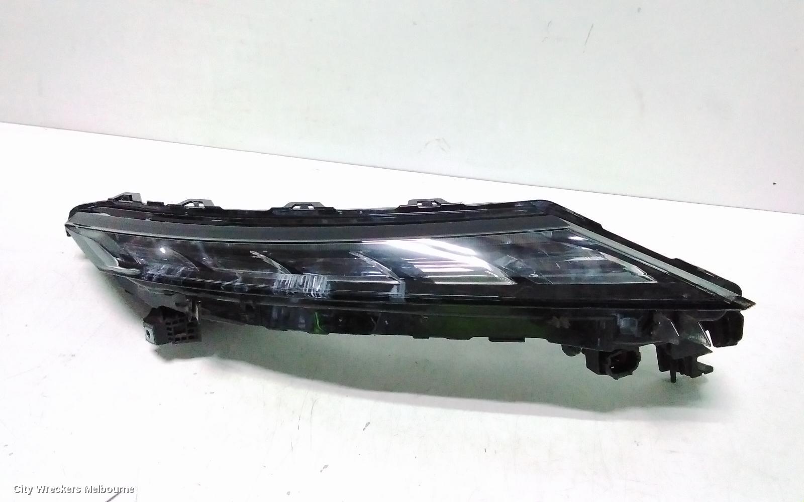 MITSUBISHI OUTLANDER RIGHT INDICATOR/FOG/SIDE, ZM, DAYTIME RUNNING LAMP, 08/2021 ONWARDS