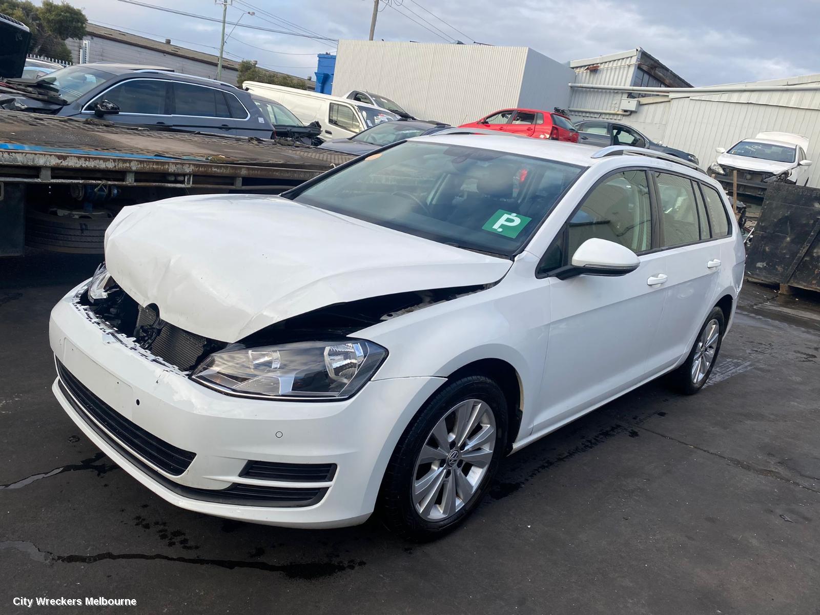 VOLKSWAGEN GOLF A/C COMPRESSOR, GEN 7, 1.4/1.8, PETROL, 01/2013 - 08/2020