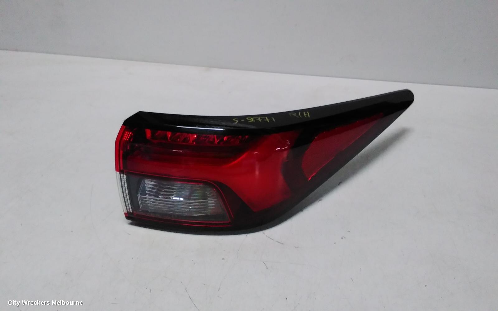 MITSUBISHI OUTLANDER RIGHT TAILLIGHT, ZM, IN BODY, W/ LED TYPE, 08/2021 - 04/2025