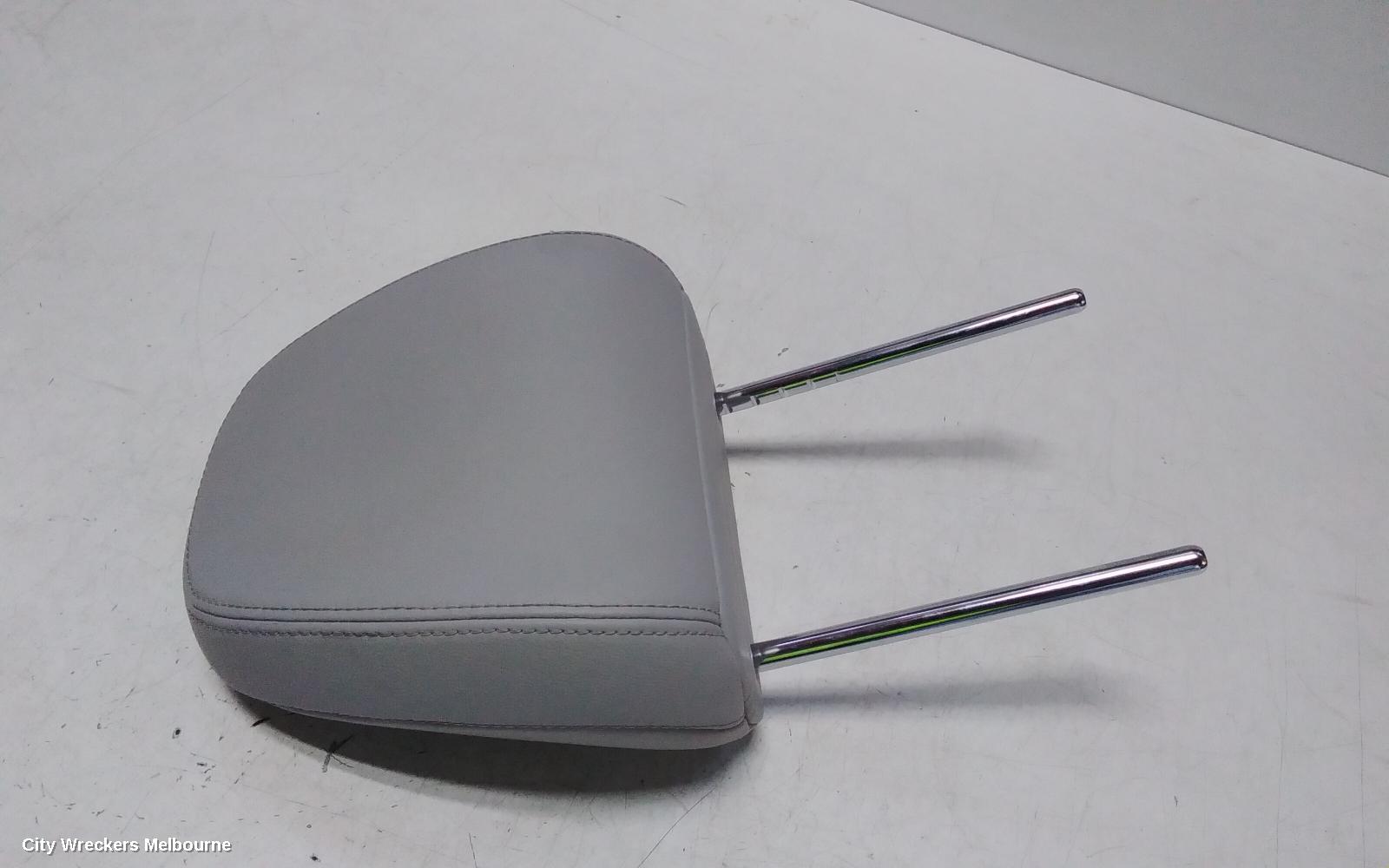 MITSUBISHI OUTLANDER HEADREST, RH FRONT, LEATHER, LIGHT GREY, ZM, 08/2021 ONWARDS
