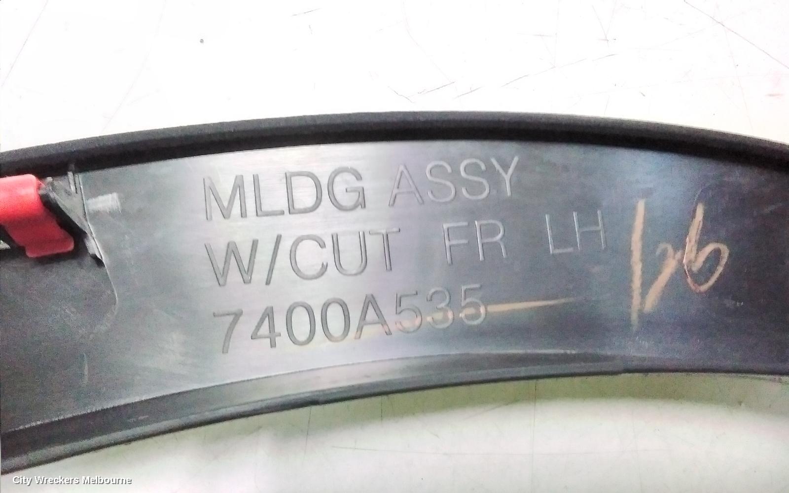 MITSUBISHI OUTLANDER WHEEL ARCH FLARE, LH FRONT (IN BODY), ZJ-ZL, 10/2012 - 07/2021