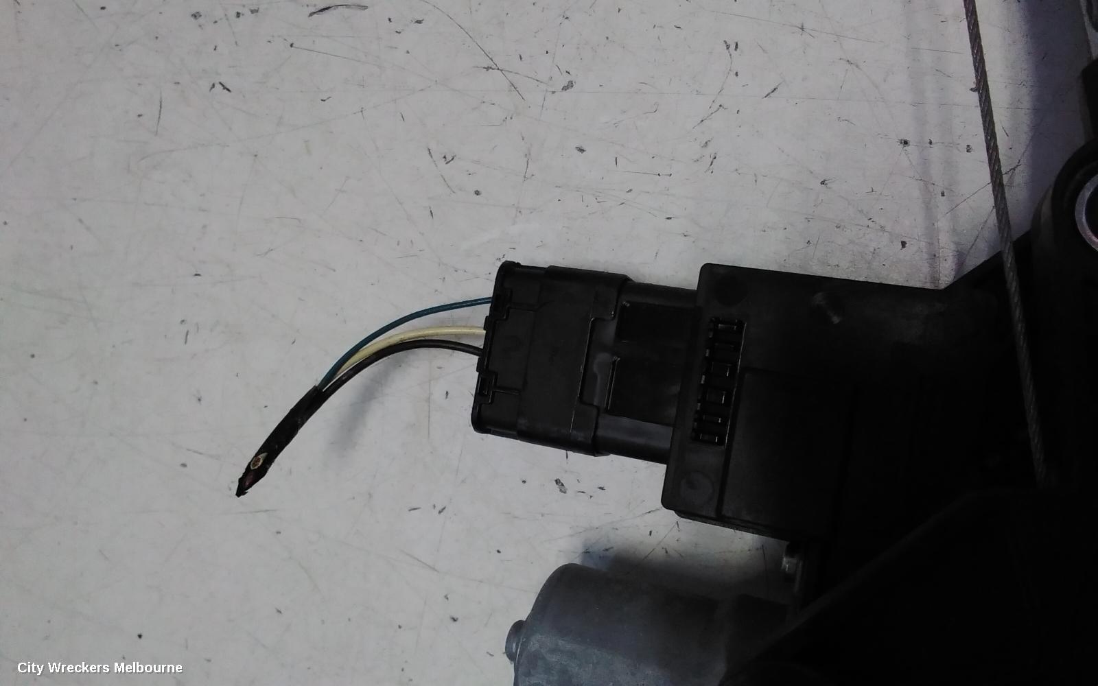 MITSUBISHI OUTLANDER RIGHT FRONT WINDOW REG/MOTOR, DOOR REG ASSY (REG AND MOTOR), ZM, 08/2021 ONWARDS