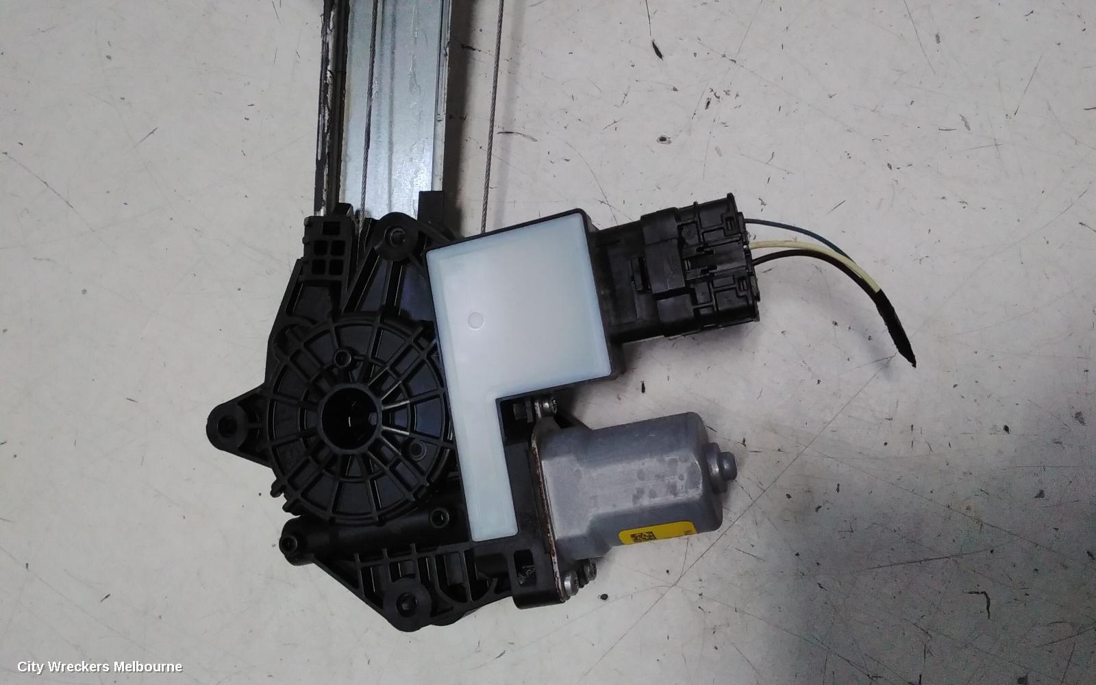 MITSUBISHI OUTLANDER RIGHT FRONT WINDOW REG/MOTOR, DOOR REG ASSY (REG AND MOTOR), ZM, 08/2021 ONWARDS