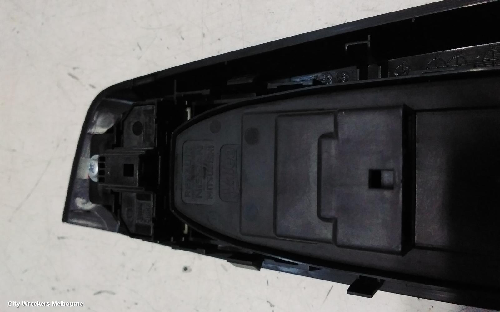 MITSUBISHI OUTLANDER PWR DR WIND SWITCH, RH FRONT (MASTER SWITCH), W/ AUTO FOLD, W/ AUTO UP/DOWN (FRONT & REAR SIDES), ZM, 08/2021 ONWARDS