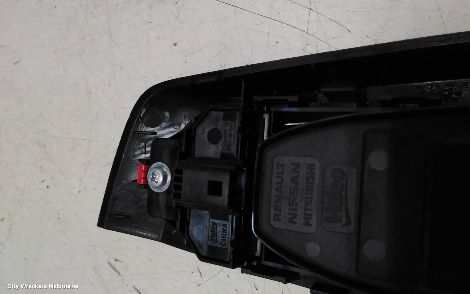 MITSUBISHI OUTLANDER PWR DR WIND SWITCH, RH FRONT (MASTER SWITCH), W/ AUTO FOLD, W/ AUTO UP/DOWN (FRONT & REAR SIDES), ZM, 08/2021 ONWARDS
