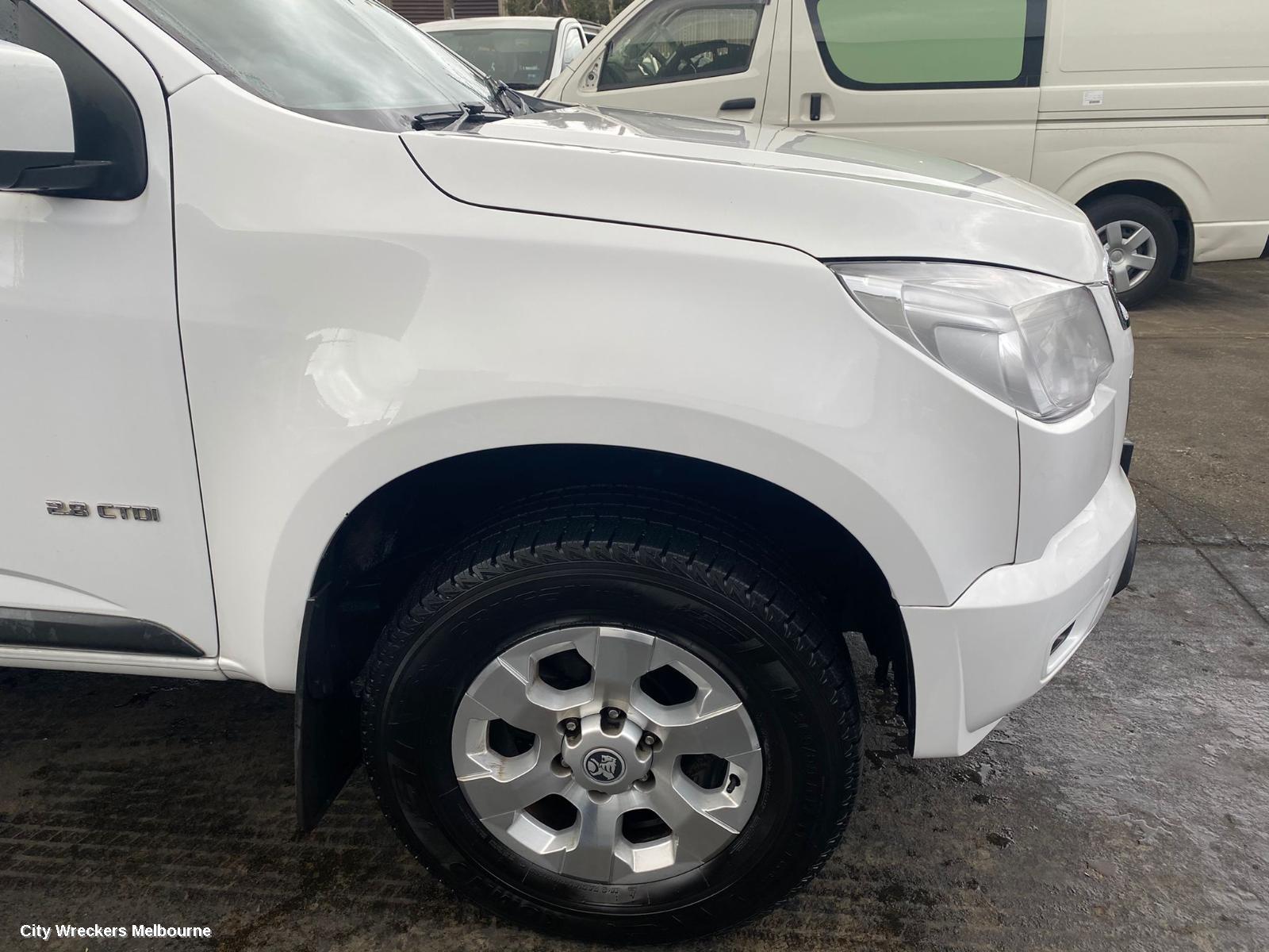 HOLDEN COLORADO CONSOLE, RG, 06/2012 - 12/2020