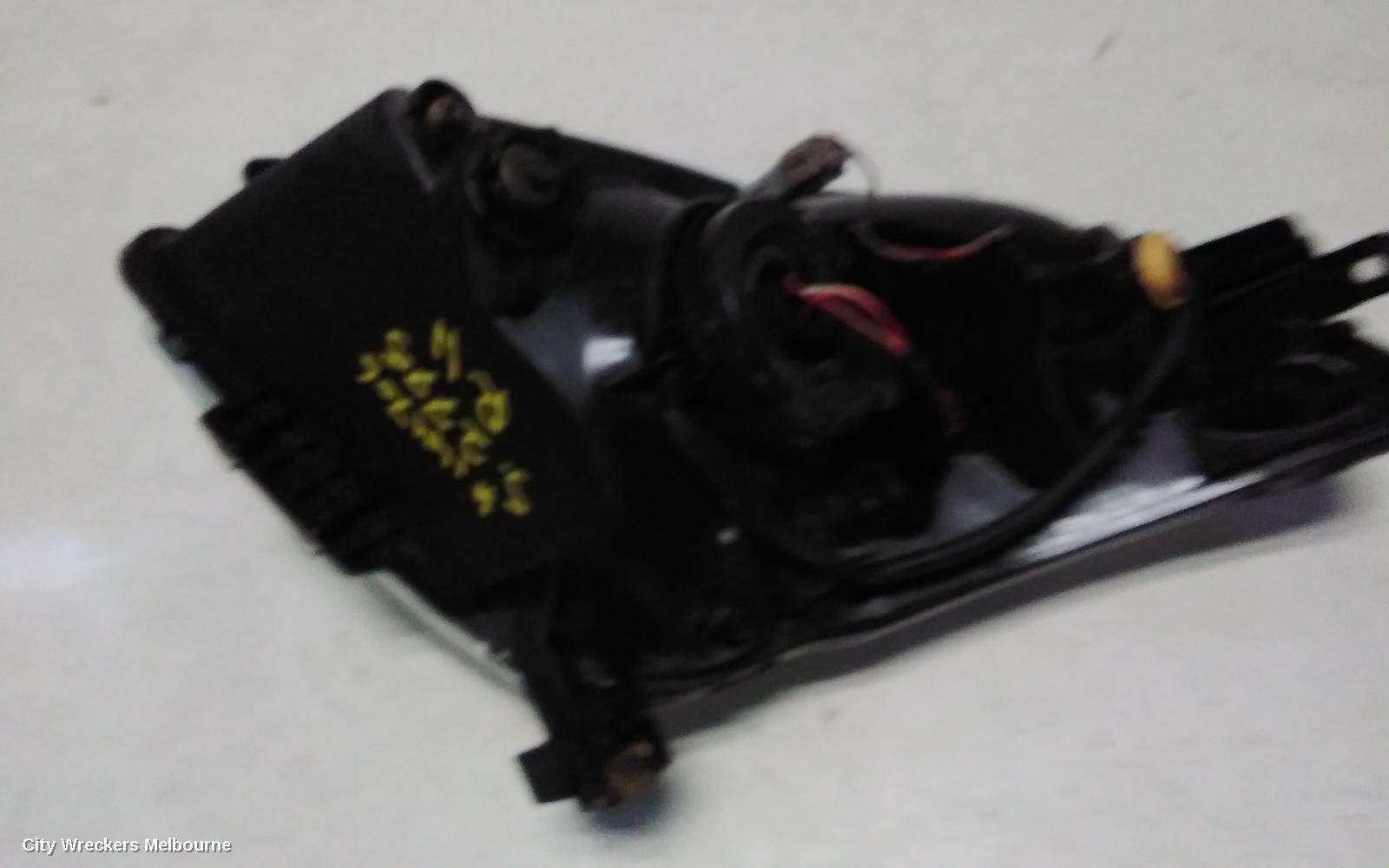 SUZUKI SWIFT RIGHT HEADLAMP, RS415, MAN BEAM ADJUSTMENT, CHROME INSERT TYPE, 09/2004 - 02/2011