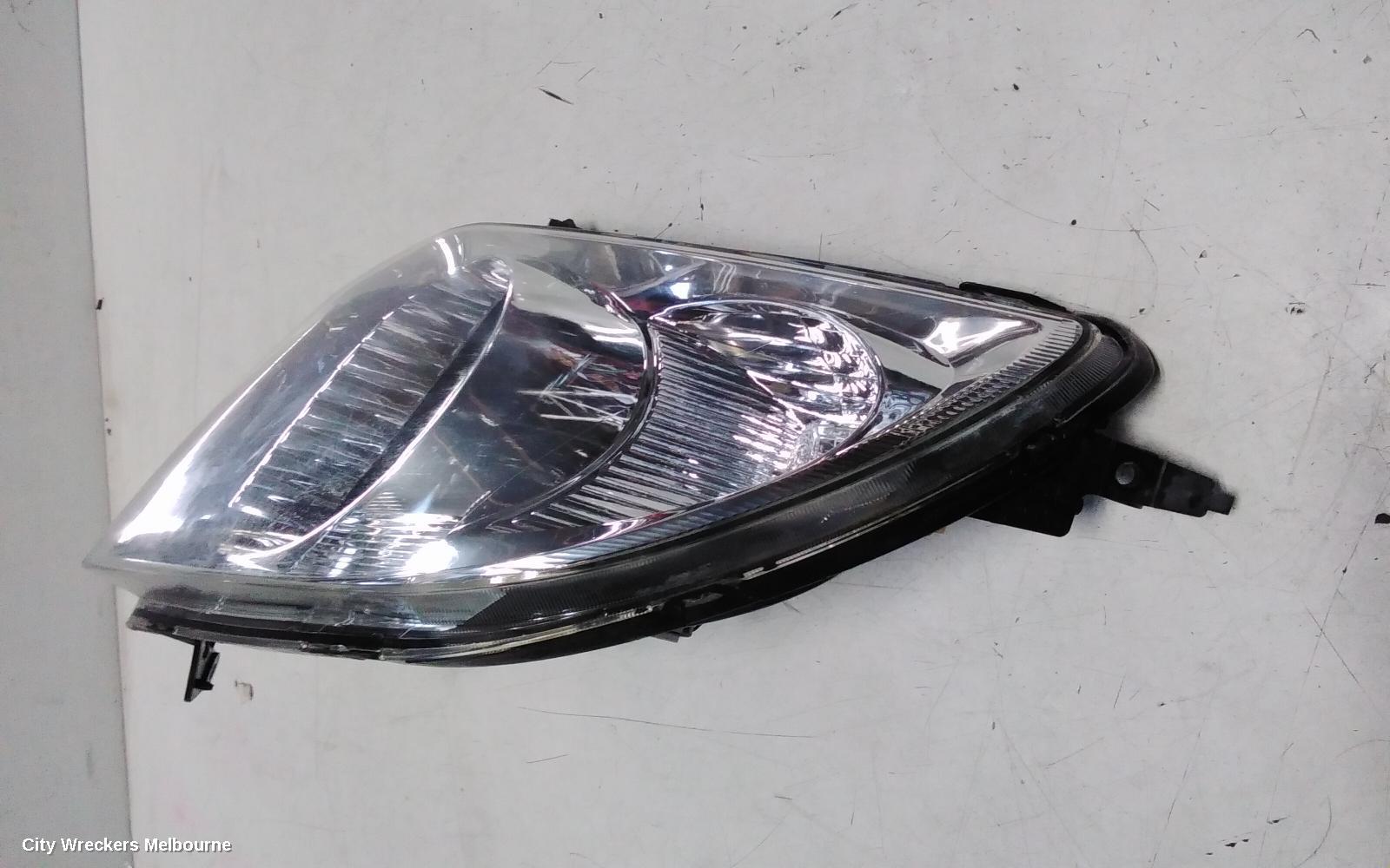 SUZUKI SWIFT RIGHT HEADLAMP, RS415, MAN BEAM ADJUSTMENT, CHROME INSERT TYPE, 09/2004 - 02/2011