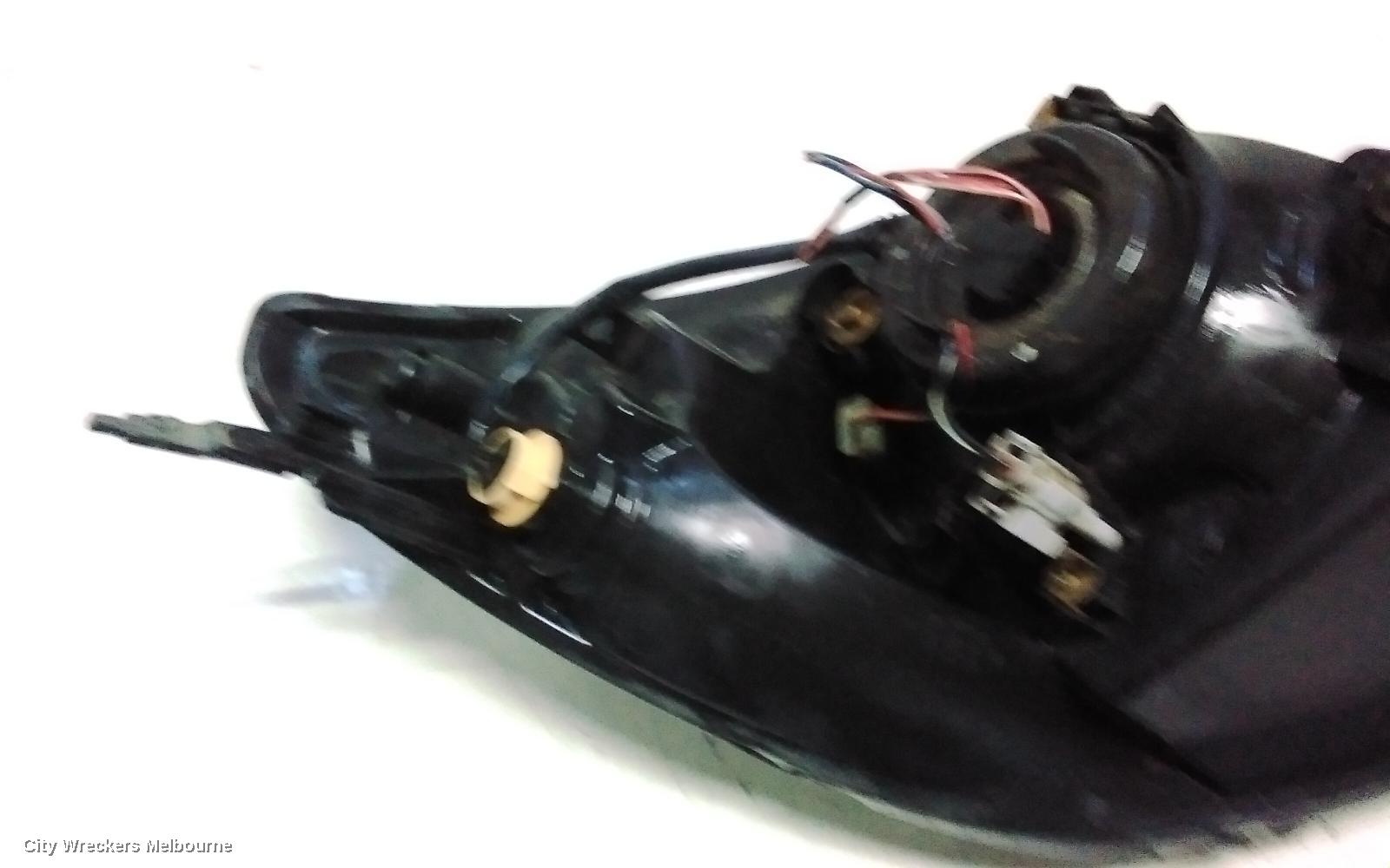 SUZUKI SWIFT RIGHT HEADLAMP, RS415, MAN BEAM ADJUSTMENT, CHROME INSERT TYPE, 09/2004 - 02/2011