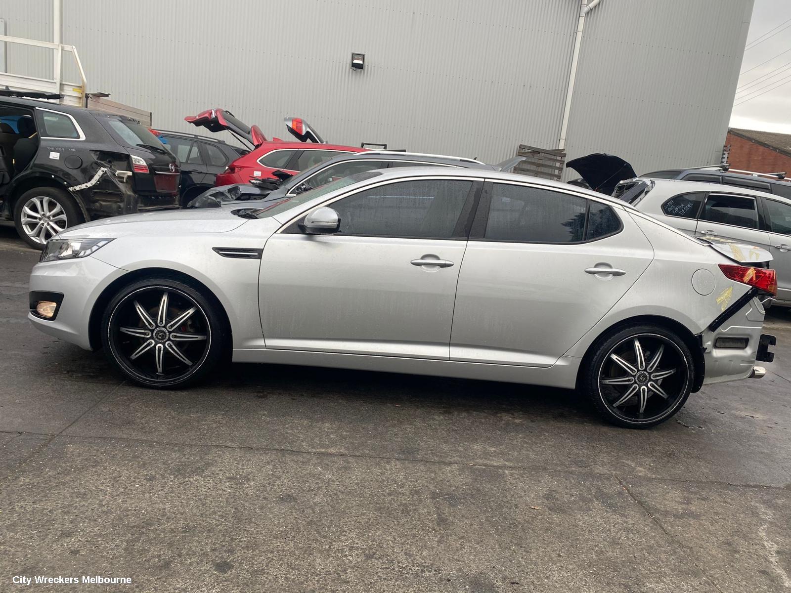 KIA OPTIMA LEFT GUARD, TF, 01/2011 - 10/2015